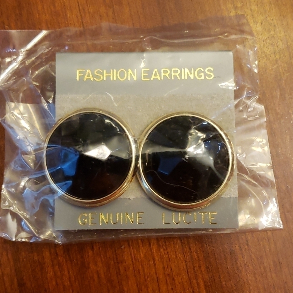 NIB Black Genuine Lucite Post Earrings Round